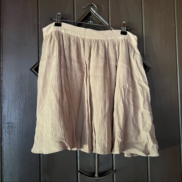 MOVING SALE! Forever 21 tan mini skirt - Picture 1 of 4